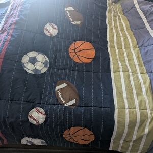 Twin Sports Comforter & Fitted Sheet
